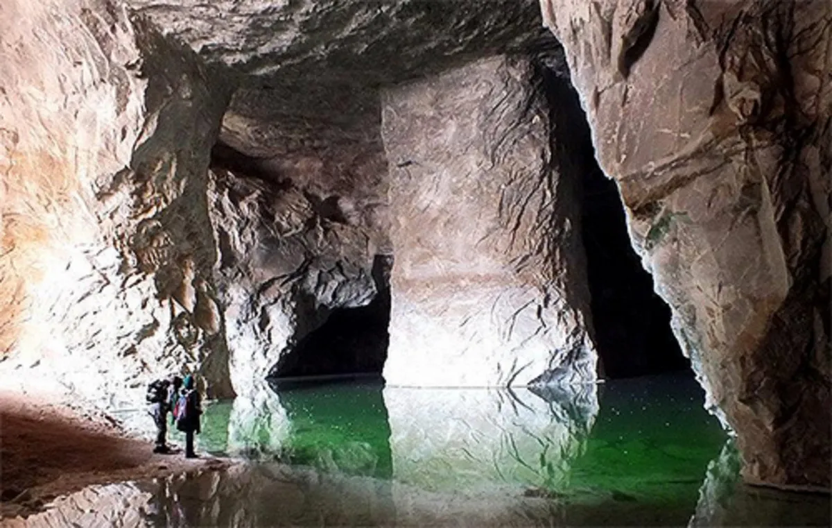 معدن نمکی گرمسار