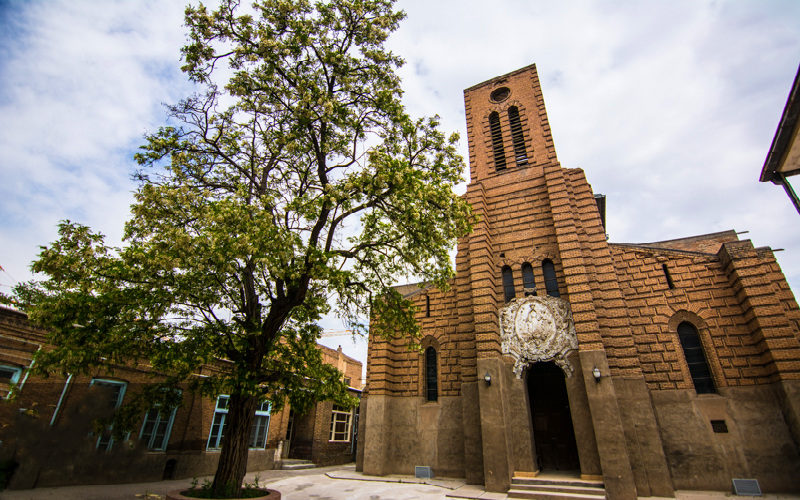 کلیسای کاتولیک های تبریز
