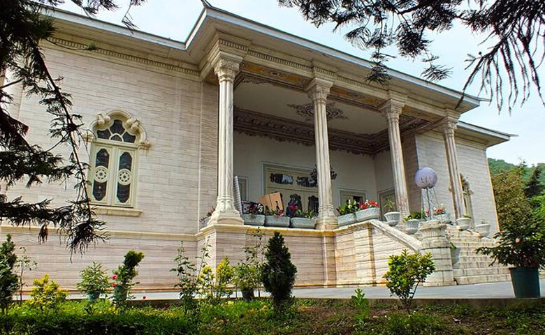 آشنایی با کاخ مادر