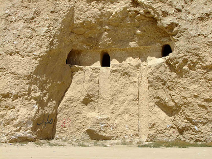 آشنایی با نیایشگاه مند