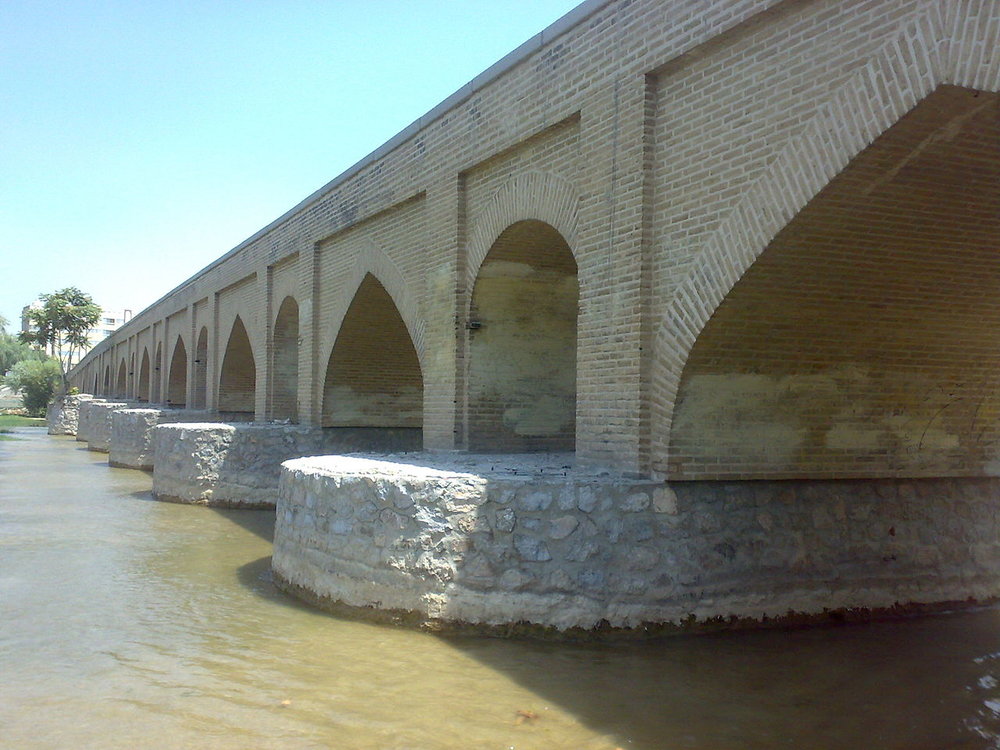 آشنایی با پل مارنان